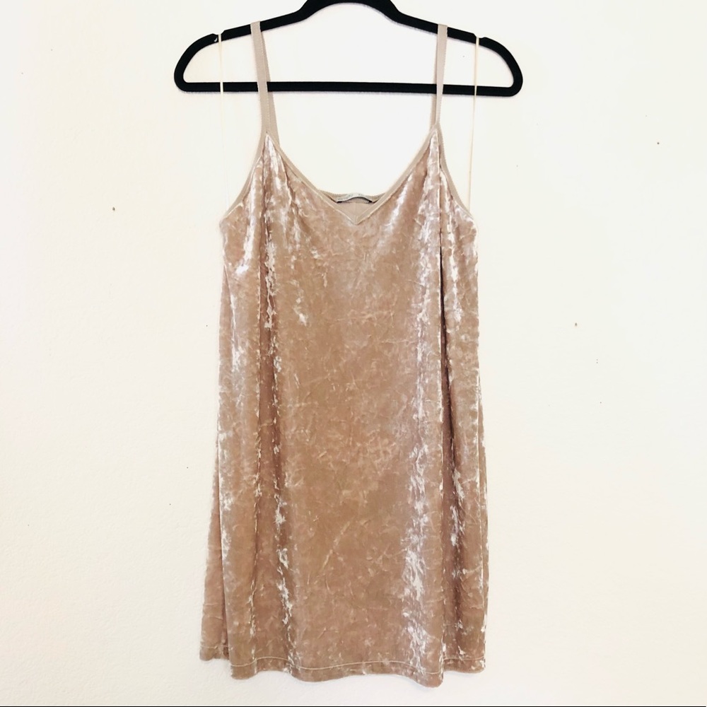 5 FOR $25 ⭐️ Zara Velour Slip Dress